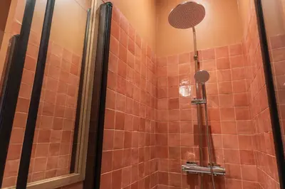 Salle de bains dans l'établissement Architect Loft - 15 min from city center - 8 guests