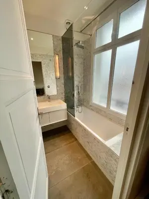 Salle de bains dans l'établissement Luxury apartment Times Square district