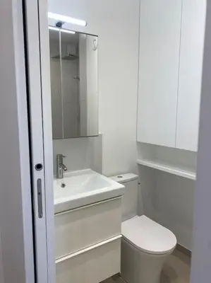 Salle de bains dans l'établissement Cozy modern studio