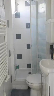 Salle de bains dans l'établissement Quartier Sainte Marthe Paris 10