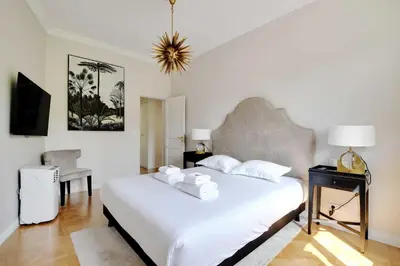 Un ou plusieurs lits dans un hébergement de l'établissement Chic apartment 2BR-6P - Trocadero-Eiffel Tower