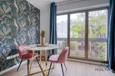 Balcon ou terrasse dans l'établissement À Neuilly-sur-Seine - Le Noble - 330B