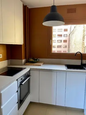 Cuisine ou kitchenette dans l'établissement Apartment in Montmartre