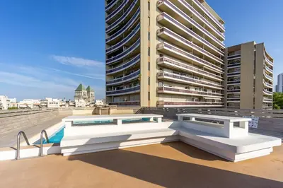Balcon ou terrasse dans l'établissement Comfortion Le Papillon - Appartement de luxe avec vue et piscine