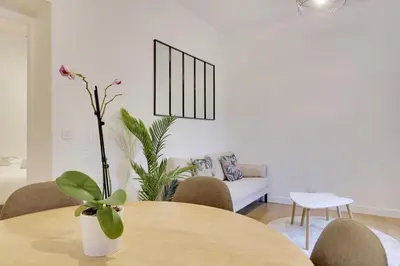 Coin salon dans l'établissement Pick A Flat's Apartment in Reuilly-Diderot - Rue de Reuilly