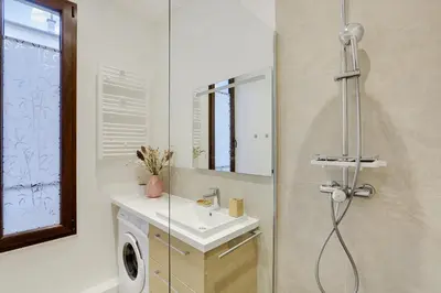 Salle de bains dans l'établissement Pick A Flat's Apartment in Reuilly-Diderot - Rue de Reuilly