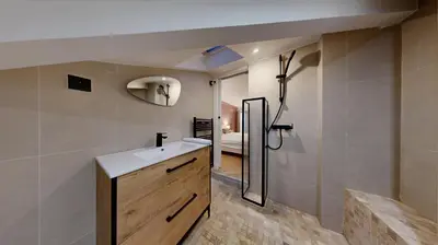 Salle de bains dans l'établissement 306 Suite Tigre - Superbe Appartement à Paris
