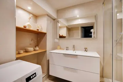 Salle de bains dans l'établissement Charming Apartment - 1BR-5P - Sentier