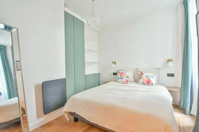 Un ou plusieurs lits dans un hébergement de l'établissement Duplex à Paris Saint-Ambroise