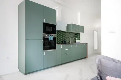 Cuisine ou kitchenette dans l'établissement Spacious apartments for 6 people #3