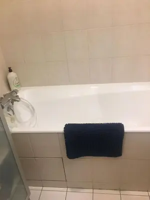 Salle de bains dans l'établissement Double Room with Balcony
