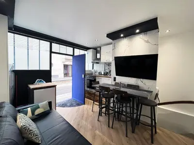 Cuisine ou kitchenette dans l'établissement Urban Flat 172 - Pretty Flat Gaite Montparnasse Cinema