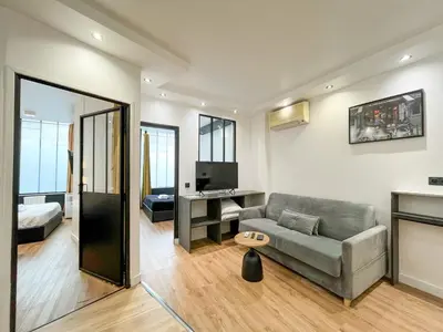 Télévision ou salle de divertissement dans l'établissement Urban Flat 173 - Charming Flat Atelier Gaite Montparnasse