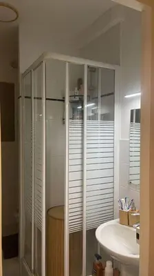 Salle de bains dans l'établissement APP Cozy en plein coeur de Paris