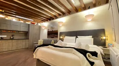 Cuisine ou kitchenette dans l'établissement Saint-Germain Notre-Dame, rue des Anglais