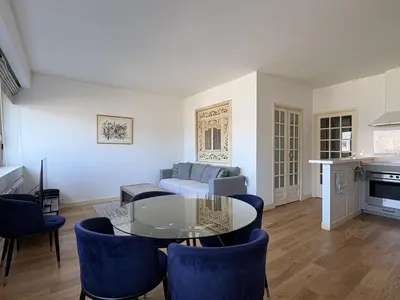 Coin salon dans l'établissement Cosy apartment in Paris 16 near Trocadéro