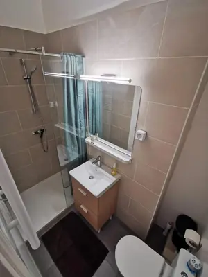 Salle de bains dans l'établissement 34m2 cosy proche métro
