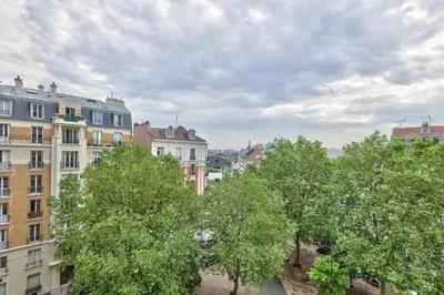 Vue générale sur Boulogne-Billancourt ou vue de la ville depuis l'appartement