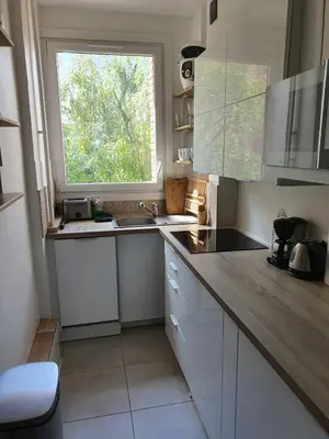 Cuisine ou kitchenette dans l'établissement Chambre privée dans magnifique appartement calme