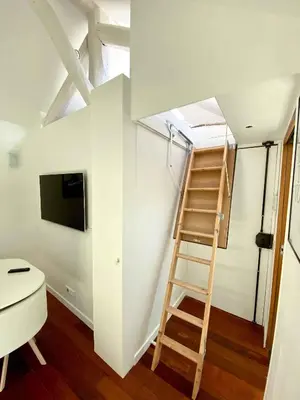 Télévision ou salle de divertissement dans l'établissement Magnifique 2 pièces Theatre de Boulogne