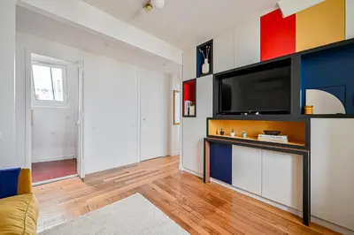 Télévision ou salle de divertissement dans l'établissement Le Cœur Sacré - 4 personnes Montmartre - Wifi