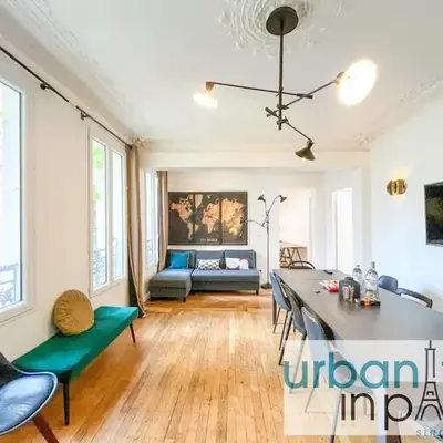 Urban Flat 99 - Spacious 6 BDR Apartment in Paris