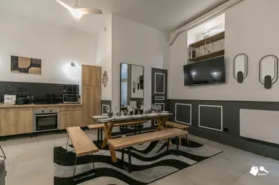 Cuisine ou kitchenette dans l'établissement MBA Luxury Appart - Tracy 2 - Proche du Musée du Louvre