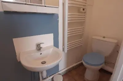 Salle de bains dans l'établissement Calme, proche de Paris/ parc des princes