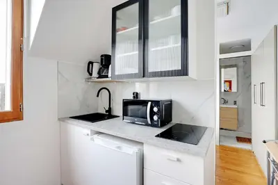 Cuisine ou kitchenette dans l'établissement Elegant studio - 2P - Chaillot