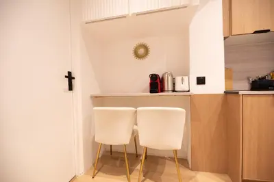 Cuisine ou kitchenette dans l'établissement Cosy flat / Tour Eiffel Area