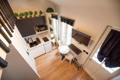 Cuisine ou kitchenette dans l'établissement Lovely Nest in Paris