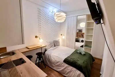 Un ou plusieurs lits dans un hébergement de l'établissement Champs-Elysées - Suite for 2 people