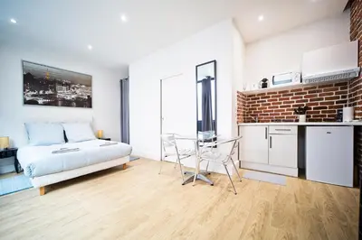 Cuisine ou kitchenette dans l'établissement Loft style apartment