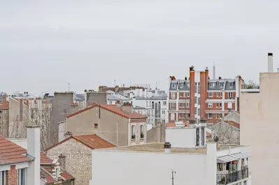 Vue générale sur Boulogne-Billancourt ou vue de la ville depuis l'appartement