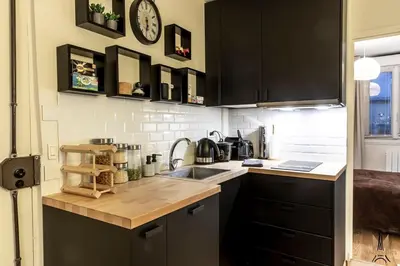 Cuisine ou kitchenette dans l'établissement Montmartre superbe moderne appartement 4 personnes