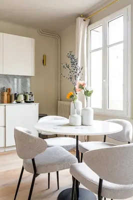 Cuisine ou kitchenette dans l'établissement The Carla Suite Eiffel Tower View