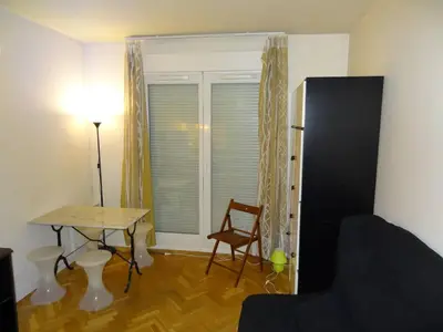 Coin salon dans l'établissement Pret à usage & Commodat Ile Saint Germain Issy les Moulineaux- 30 nuitées minimum - Salarié mobilité ou étudiant stagiaire