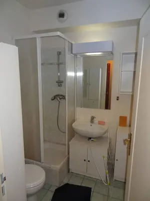 Salle de bains dans l'établissement Pret à usage & Commodat Ile Saint Germain Issy les Moulineaux- 30 nuitées minimum - Salarié mobilité ou étudiant stagiaire