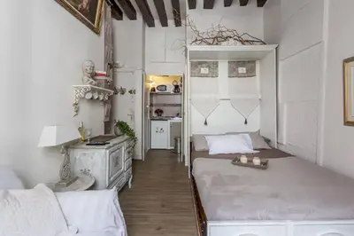 Un ou plusieurs lits dans un hébergement de l'établissement La Belle Du Marais