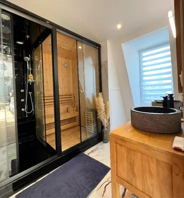 Plan de l'établissement Superbe appartement avec jacuzzi, sauna et hammam, proche de Paris