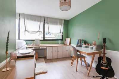 Plan de l'établissement Exceptional house with Terrace and Parking à Courbevoie