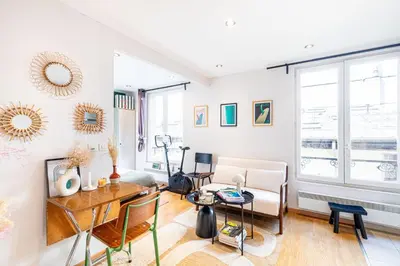 Coin salon dans l'établissement GuestReady - Comfortable Cocoon near le Marais