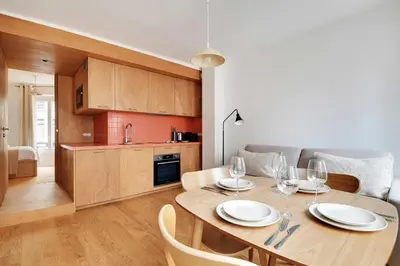 Cuisine ou kitchenette dans l'établissement Magnificent flat - near Bourse and Palais Royal