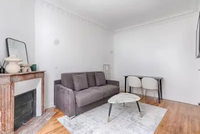 Coin salon dans l'établissement Montmartre/Natier : Cosy Studio 2P