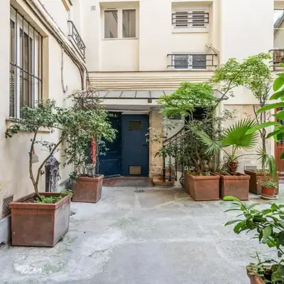 Joli studio rue de Nazareth