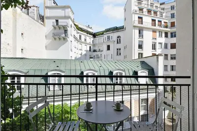 Balcon ou terrasse dans l'établissement Bright Studio for 2 - Champs-Elysées