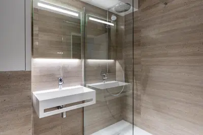 Salle de bains dans l'établissement Modern Open-Air Apartment near Montmartre