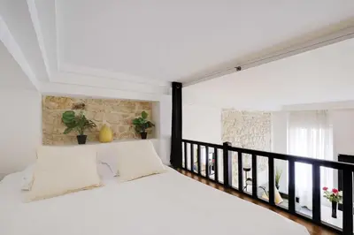 Un ou plusieurs lits dans un hébergement de l'établissement Stunning apartment - 2BR-6P - Grand Boulevard