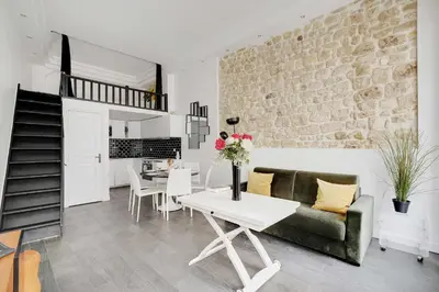Cuisine ou kitchenette dans l'établissement Stunning apartment - 2BR-6P - Grand Boulevard