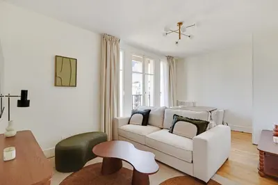 Coin salon dans l'établissement Pick A Flat's Apartment in Saint Michel - Rue Du Sommerard